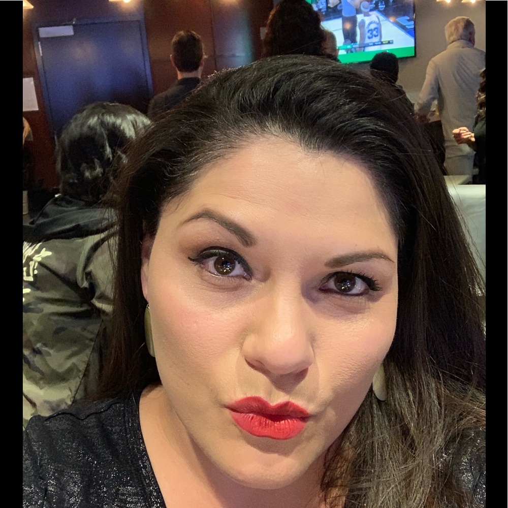 Meet your Posher, Amelie